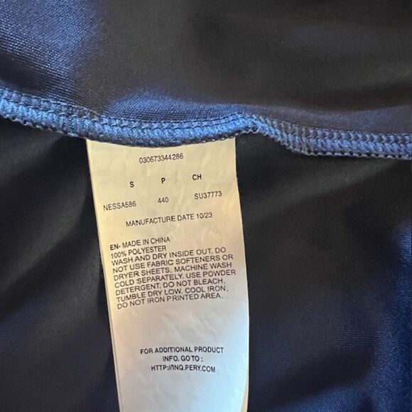 Nike Essential Short Sleeve Hydroguard Navy Swim Shirt Size S - Picture 5 of 5